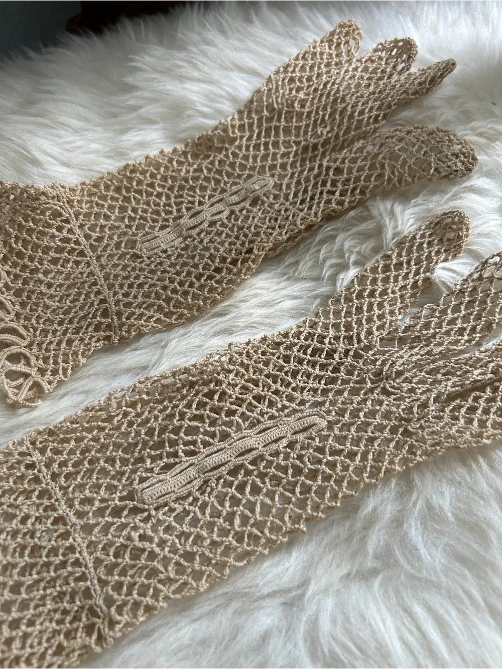 Vintage Handmade Ecru Crochet Lace Gloves in Beige